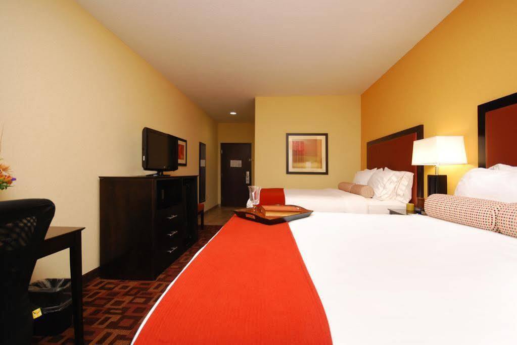Holiday Inn Express & Suites Gonzales By Ihg מראה חיצוני תמונה